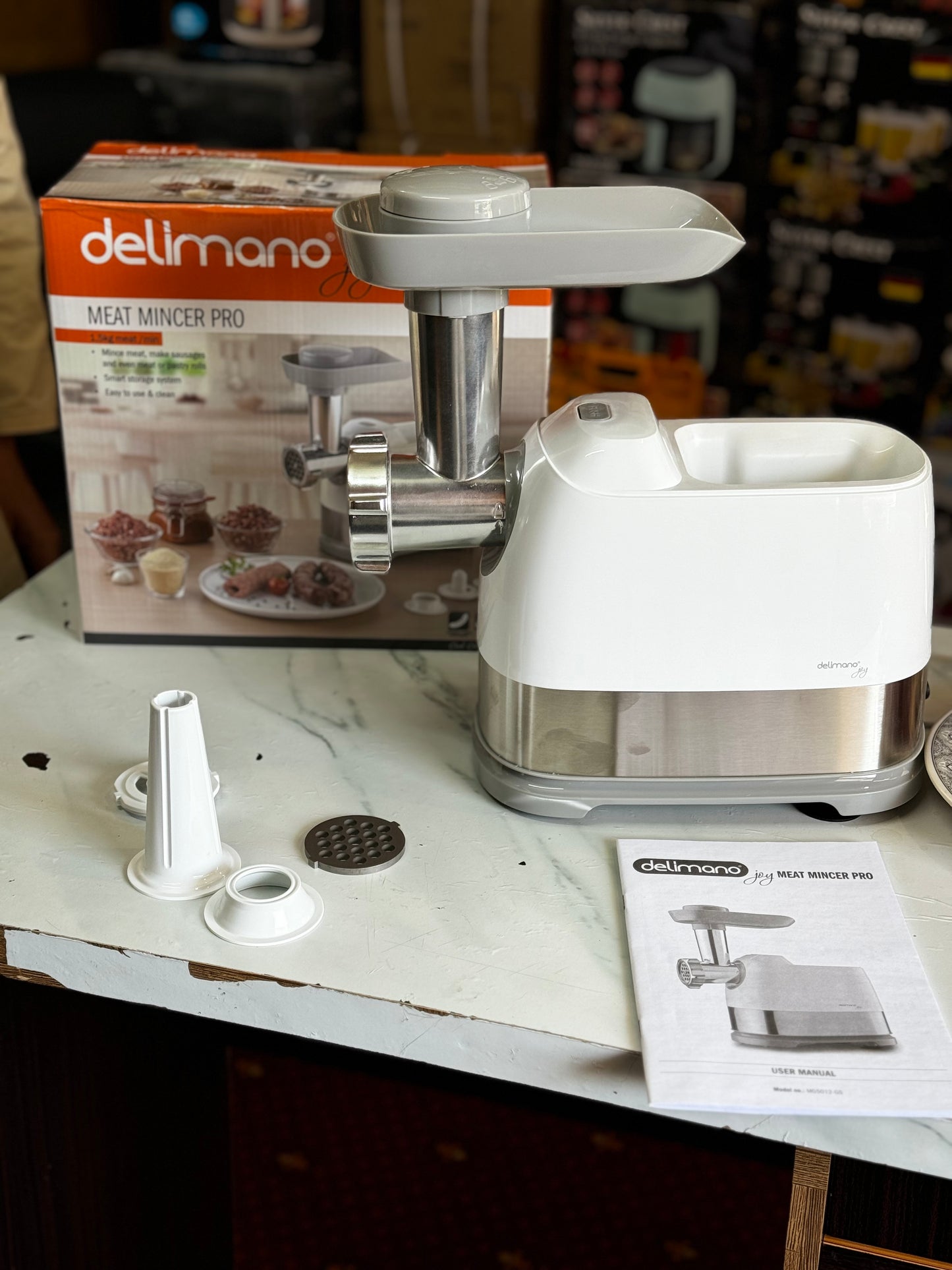 Orginal Delimano Switzerland Brand . Meat mincer . Meat Grinder