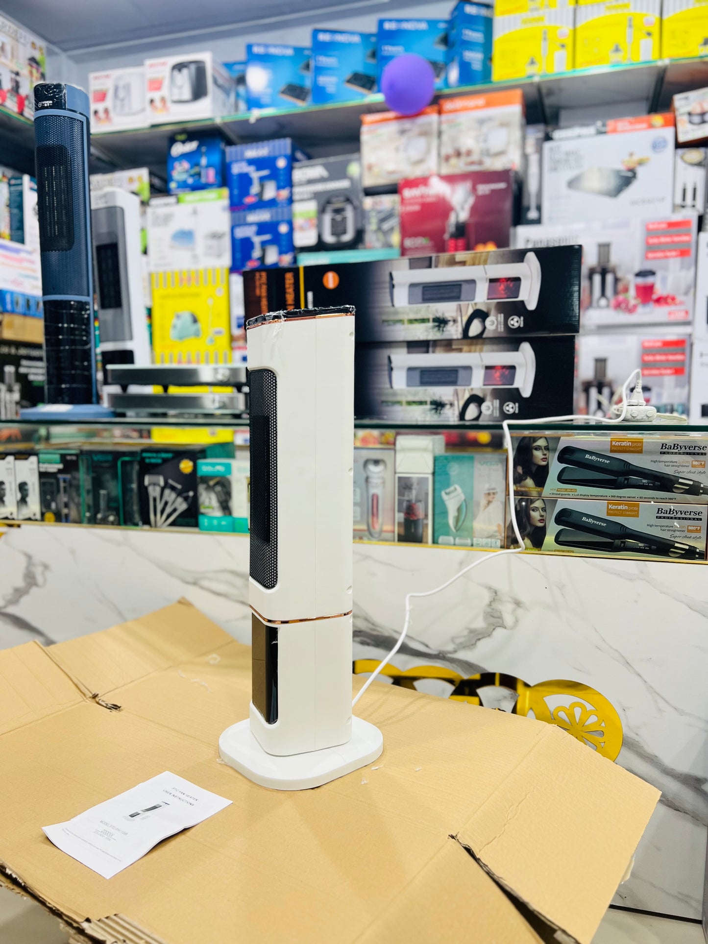 Lott imported Ceramic Heater . Flame design . High Quality 2000W